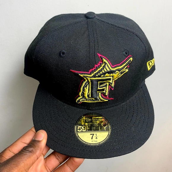 New Era Other - NWT New Era Miami Marlins Hat 7 1/4